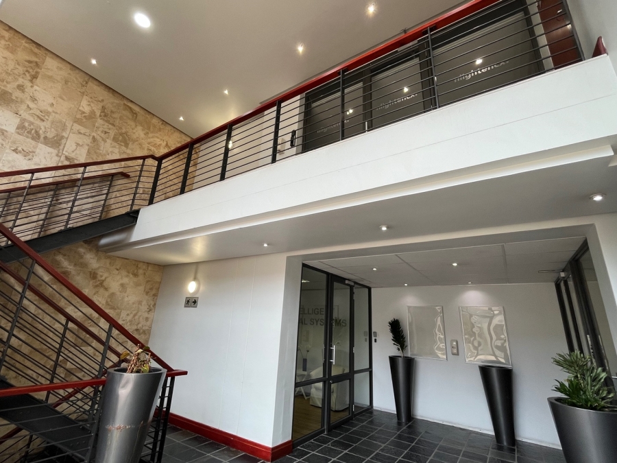 To Let commercial Property for Rent in Kenilworth Western Cape